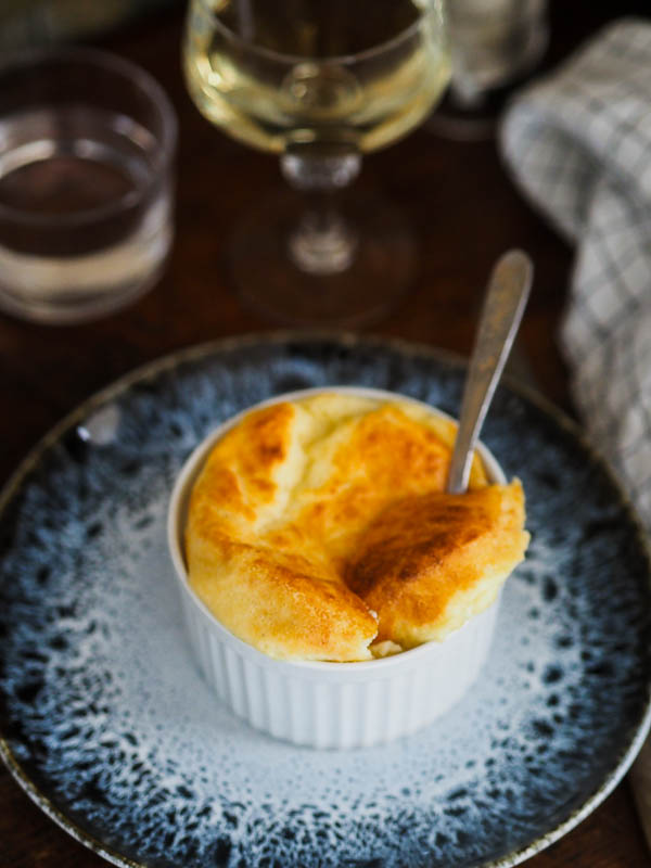 un soufflé au fromage est très facile et rapide à préparer